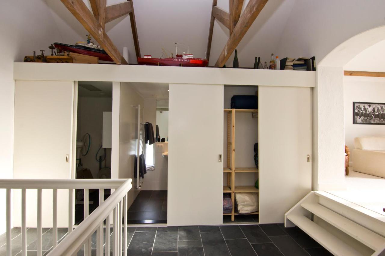 Pompgebouw Aan De Rijn Couette-café Tolkamer