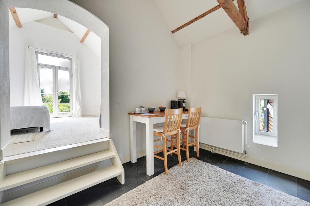 Pompgebouw Aan De Rijn Couette-café Tolkamer